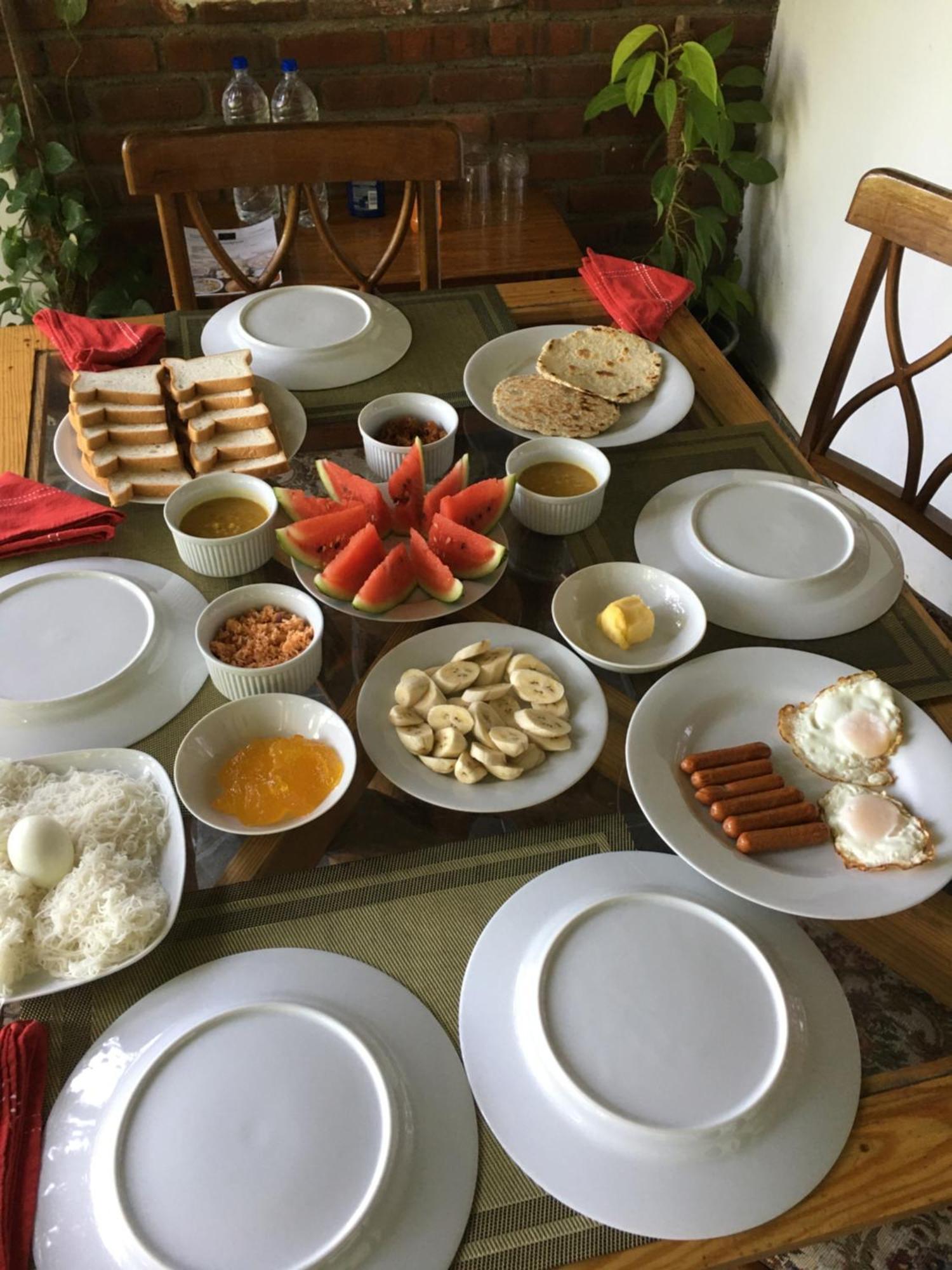 Villa25 Homestay Free Pick Up From The Centre キャンディー エクステリア 写真